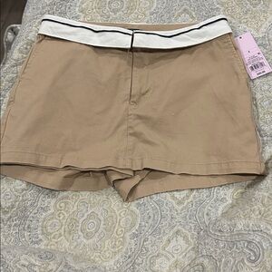 Women's Foldover Chino Skort - Wild
Fable™ Light Taupe 4